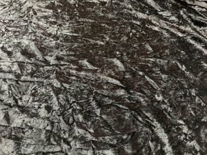 Panne de velours noire froissé permanent