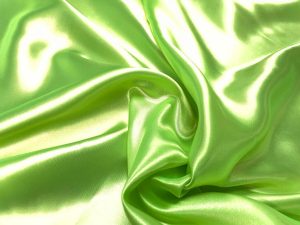 Satin polyester vert clair