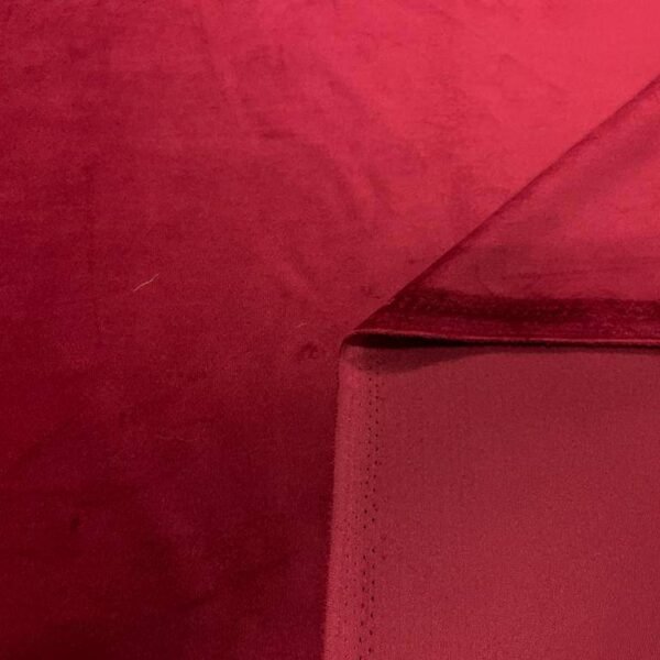 Velours de polyester rouge