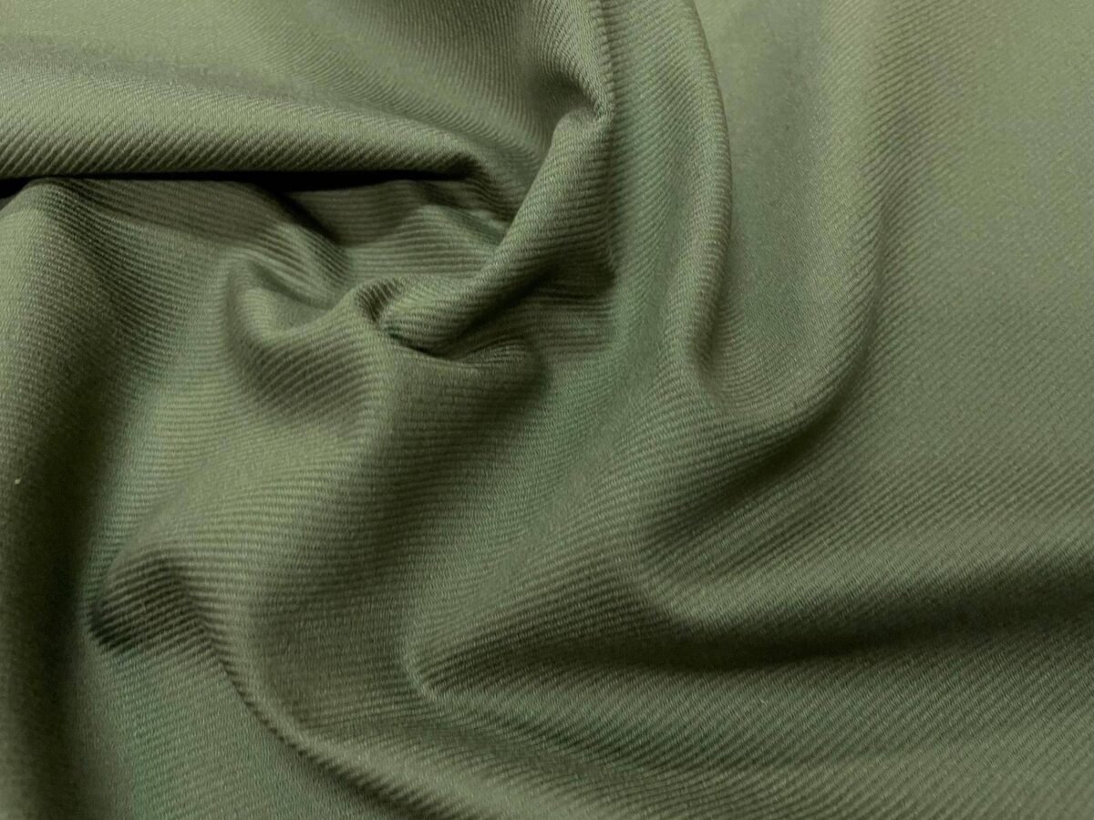 Gabardine de coton vert kaki