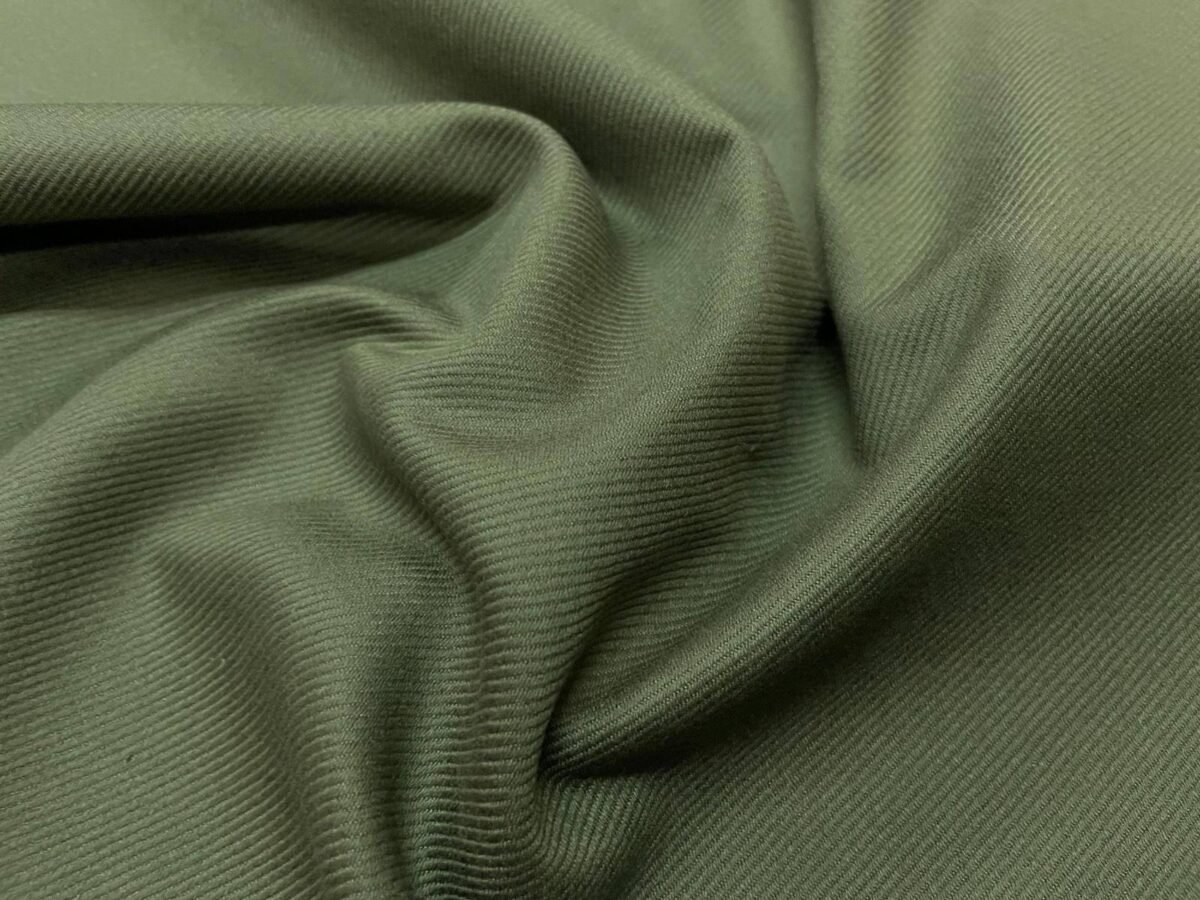 Gabardine de coton vert kaki