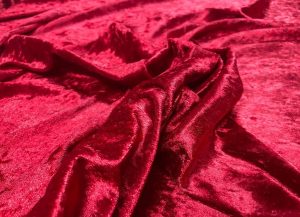 Panne de velours rouge 30.5m
