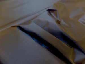 Taffetas changeant marron bleu
