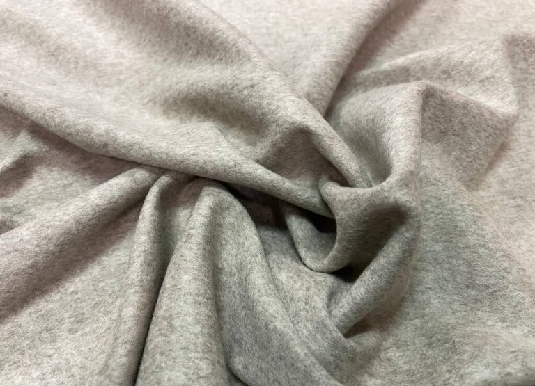 Lainage beige en 1.60 m l