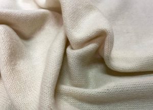 Maille laine mélangé blanc cassé