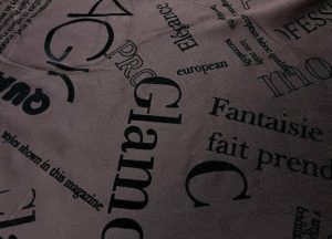 Gabardine de coton marron élasthanne