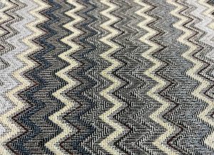 Jacquard motif chevron