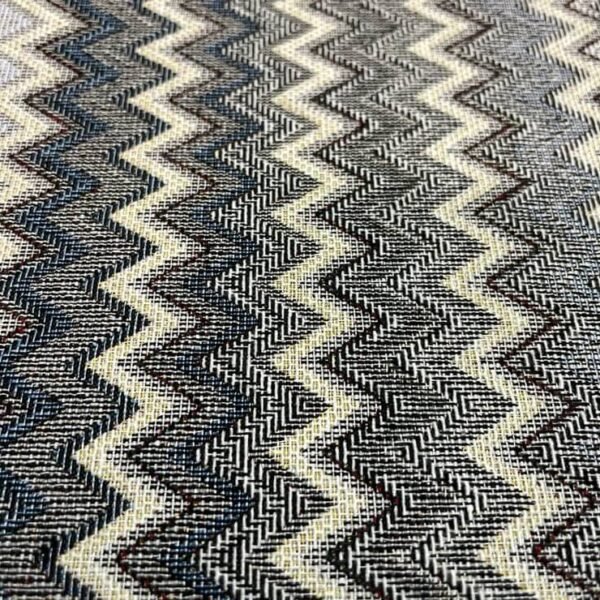 Jacquard motif chevron