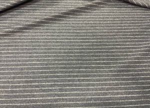 Lainage gris rayé en 1.60 m