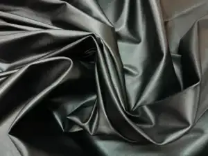 Simili cuir lycra noir en 1.45m de large