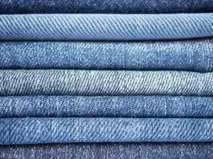 Boostez Votre Style avec Notre Guide Ultime du Tissu Jean !