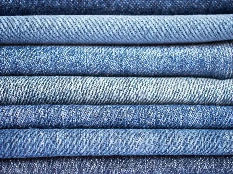 Boostez Votre Style avec Notre Guide Ultime du Tissu Jean !