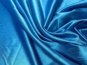 Crêpe satin bleu azur stretch en 1.50L
