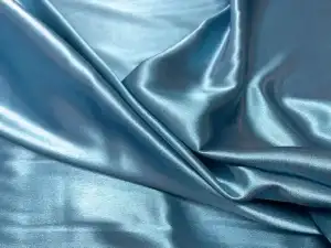 Crêpe satin bleu ciel stretch en 1.50L