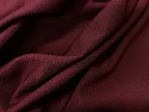 crêpe polyester bordeaux en 1.50L