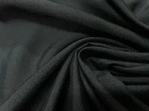 40m Gabardine polyester noir en 1.45L