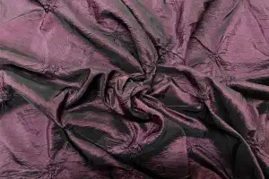taffetas façonné ton violet en 1.40L