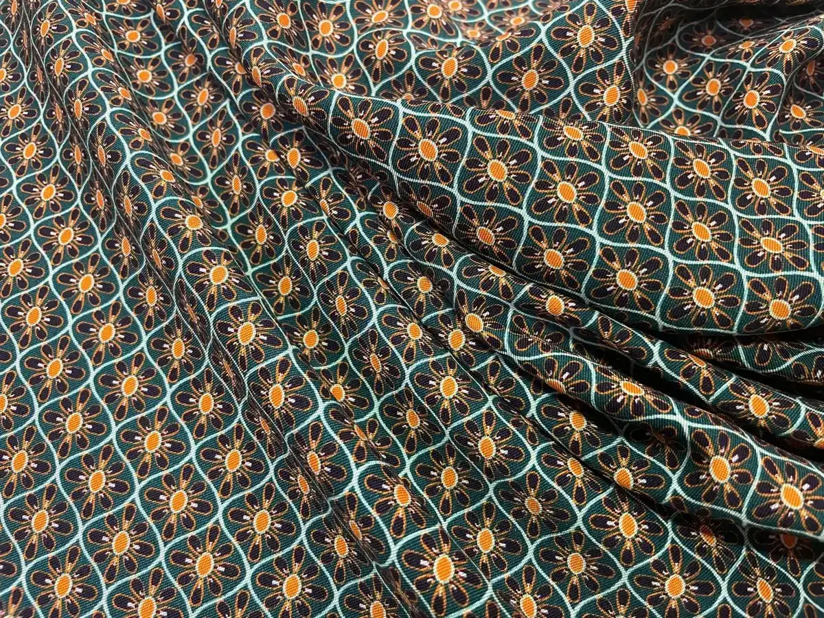 Printed viscose rayon fabric for loose summer dresses