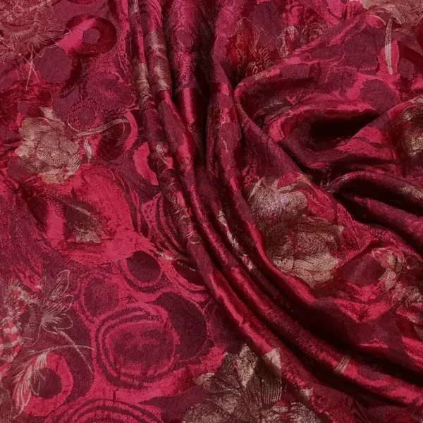 Jacquard satiné bordeaux en 1.45L