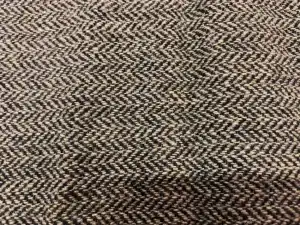 COUPON 1.60m laine motif chevron en 1.60L