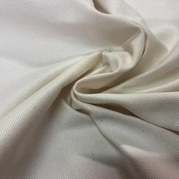 Gabardine de coton blanc cassé en 1.55L