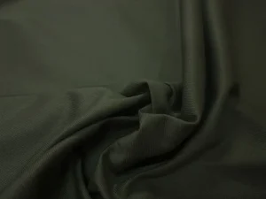 Gabardine de coton vert kaki foncé en 1.55L