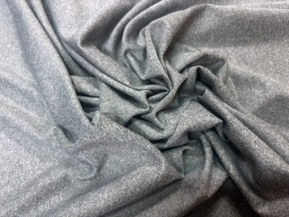 Les 15 erreurs couture qui ruinent vos vêtements sans que vous le sachiez 20 Lycra gris chiné extensible pour legging top sport vêtement ajusté et couture stretch