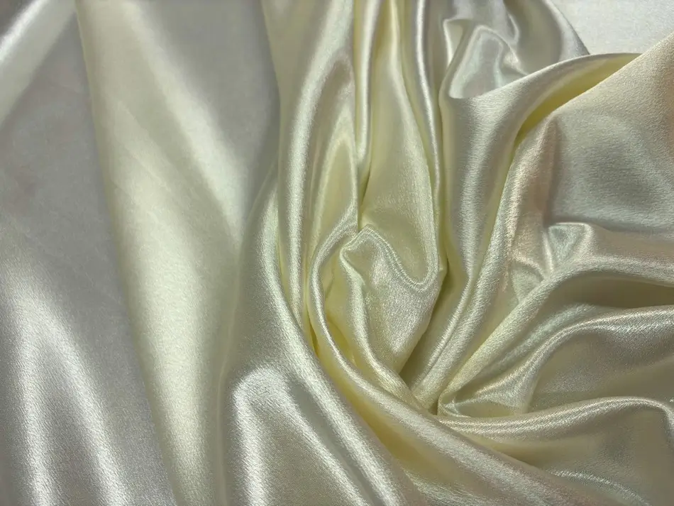 crêpe satin stretch pour robe cérémonie femme ronde