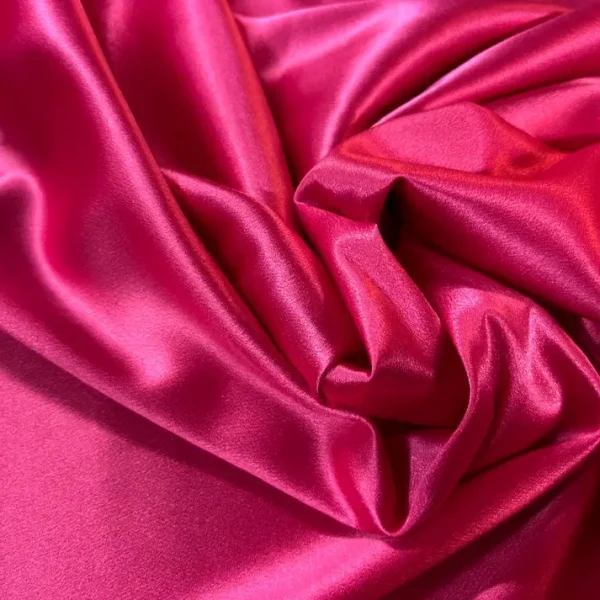 Crêpe satin rose fuchsia stretch en 1.50L