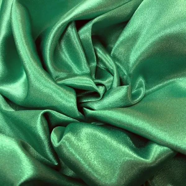 Crêpe satin vert stretch en 1.50L