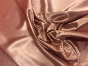 Crêpe satin rose poudré stretch en 1.50L