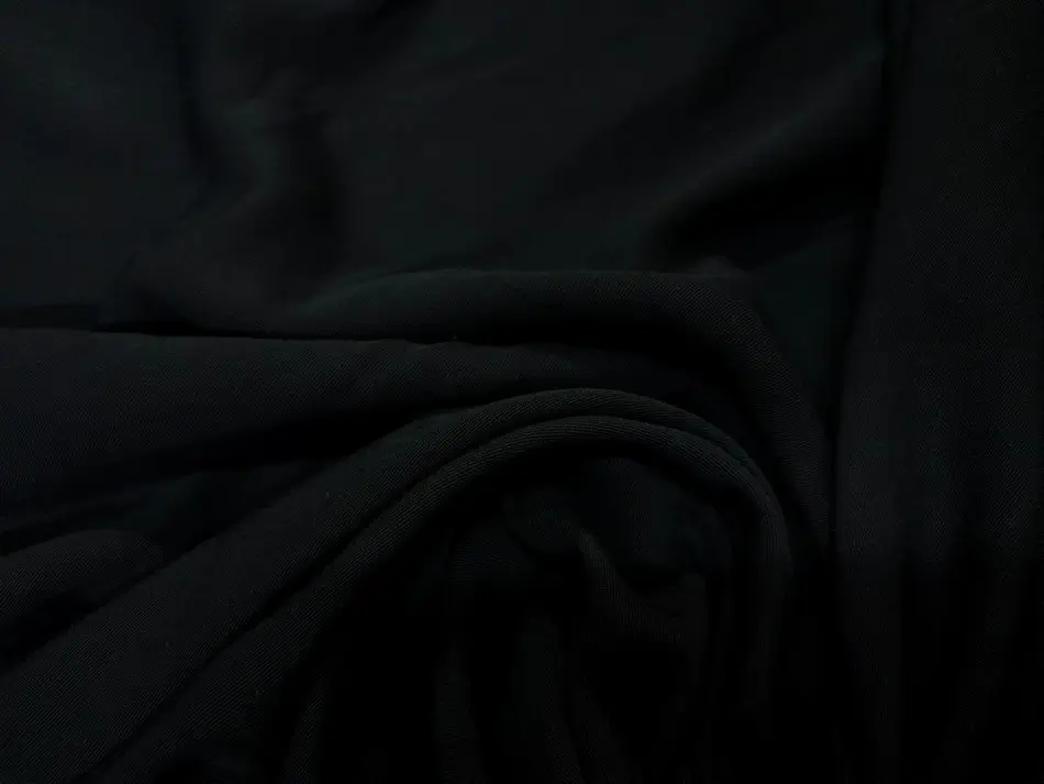 Gabardine de viscose noir en 1.50L